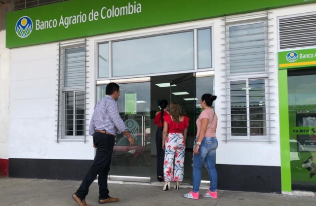 Cajero automático regala dinero en Colombia