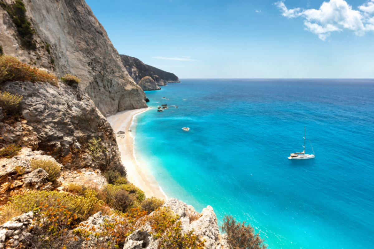 Paradisíaca isla griega busca habitantes y les pagará por vivir allí
