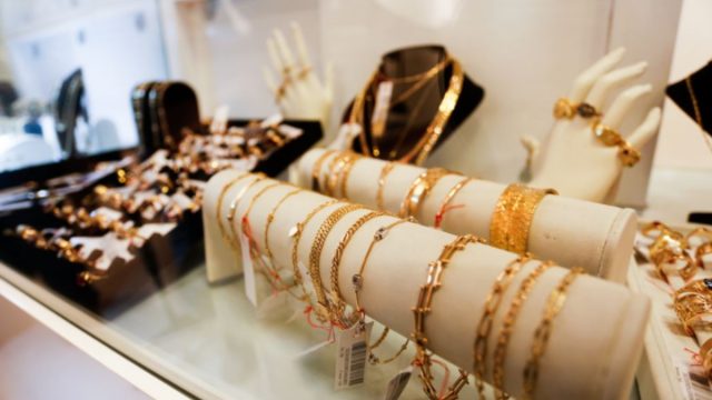 VERIFICA EL ORO QUE COMPRAS
