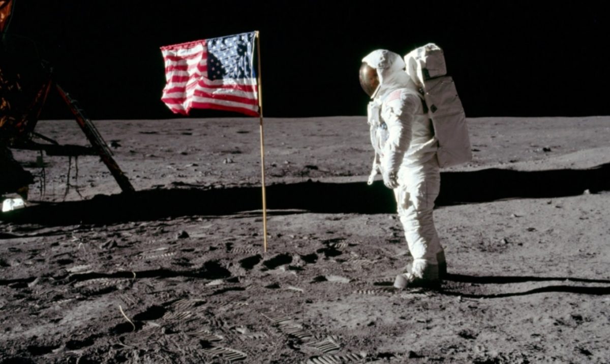 ¿Cuánto costó ir a la Luna y cuánto costaría volver?