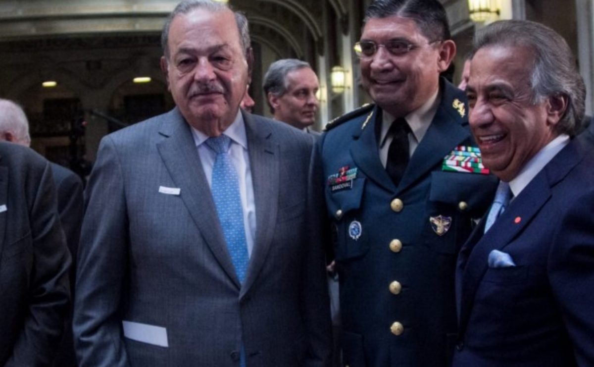 ¿De qué hablaron Slim y AMLO en privado?