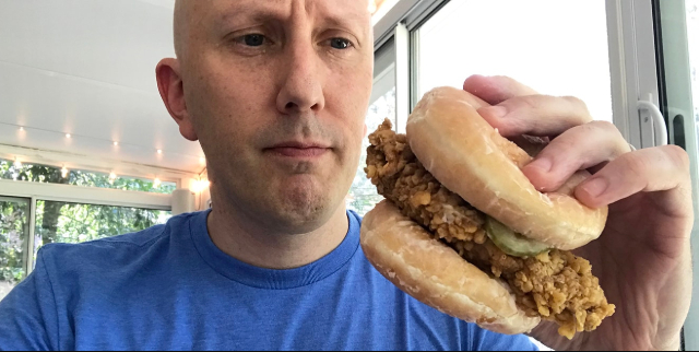 Nuevo menú de KFC con donas y pollo