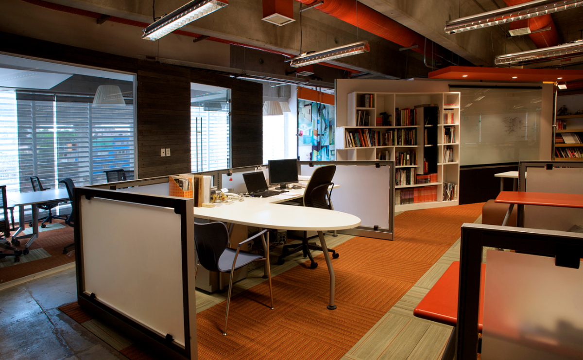 ¿Buscas una oficina? Estos son los principales corredores corporativos del país