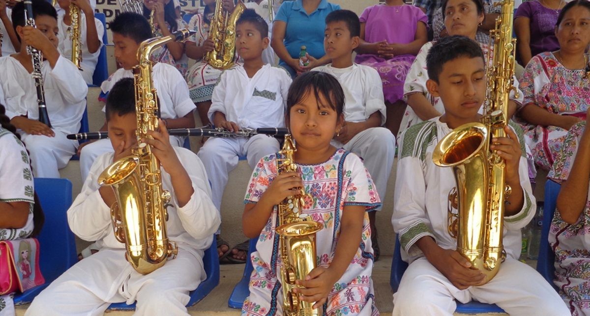 Usarán dinero incautado al narco para comprar instrumentos a bandas musicales infantiles