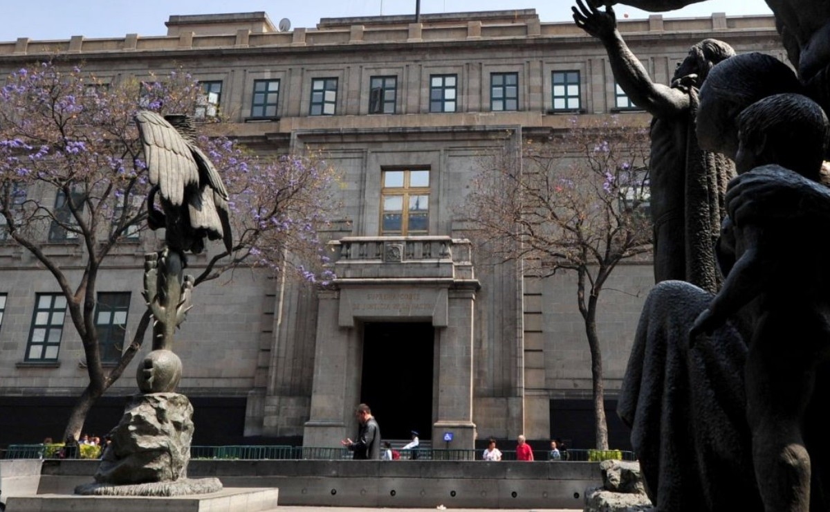 SCJN gasta 7 mdp en mobiliario, celulares e internet