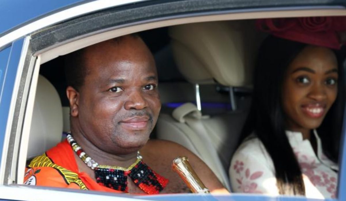 Rey de uno de los países más pobres gasta 15 mdd en coches de lujo para sus 14 esposas