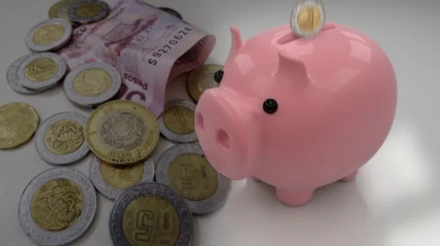 16 de diciembre 2019, Afores en México, cochinito, alcancía, ahorro, dinero, afore, efectivo, billetes, mnoe