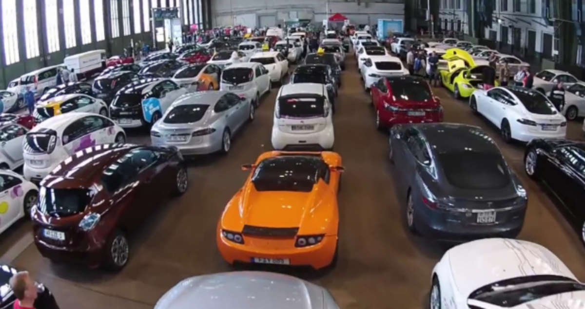 ¿Porqué serán cada vez más comunes las fusiones entre empresas automotrices?