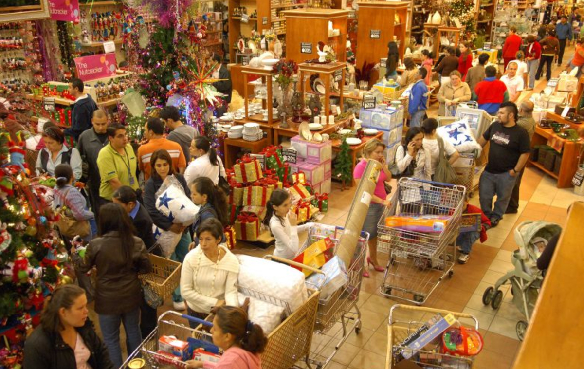 Este año los mexicanos van a gastar 12% más en regalos navideños