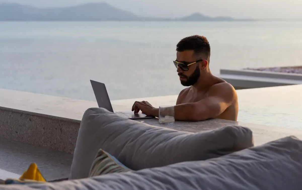 ¿Eres fotógrafo? Empresario necesita de tus servicios y ofrece 1 mdp al año