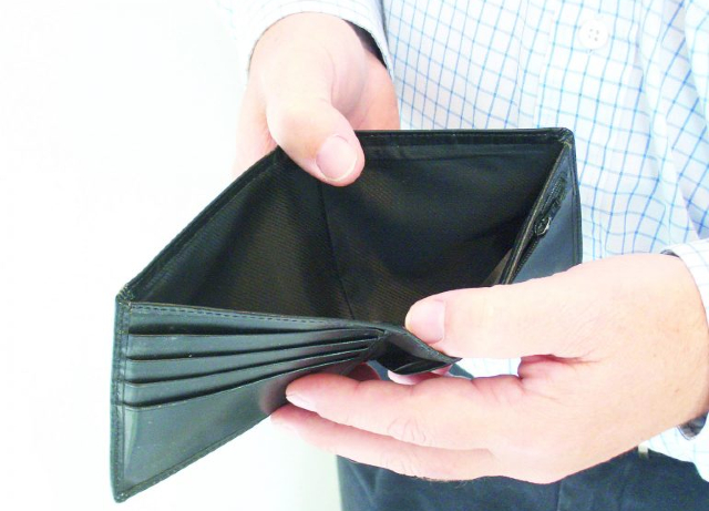 Problemas financieros, Cartera, hombre, manos, billetera, cartera vacía