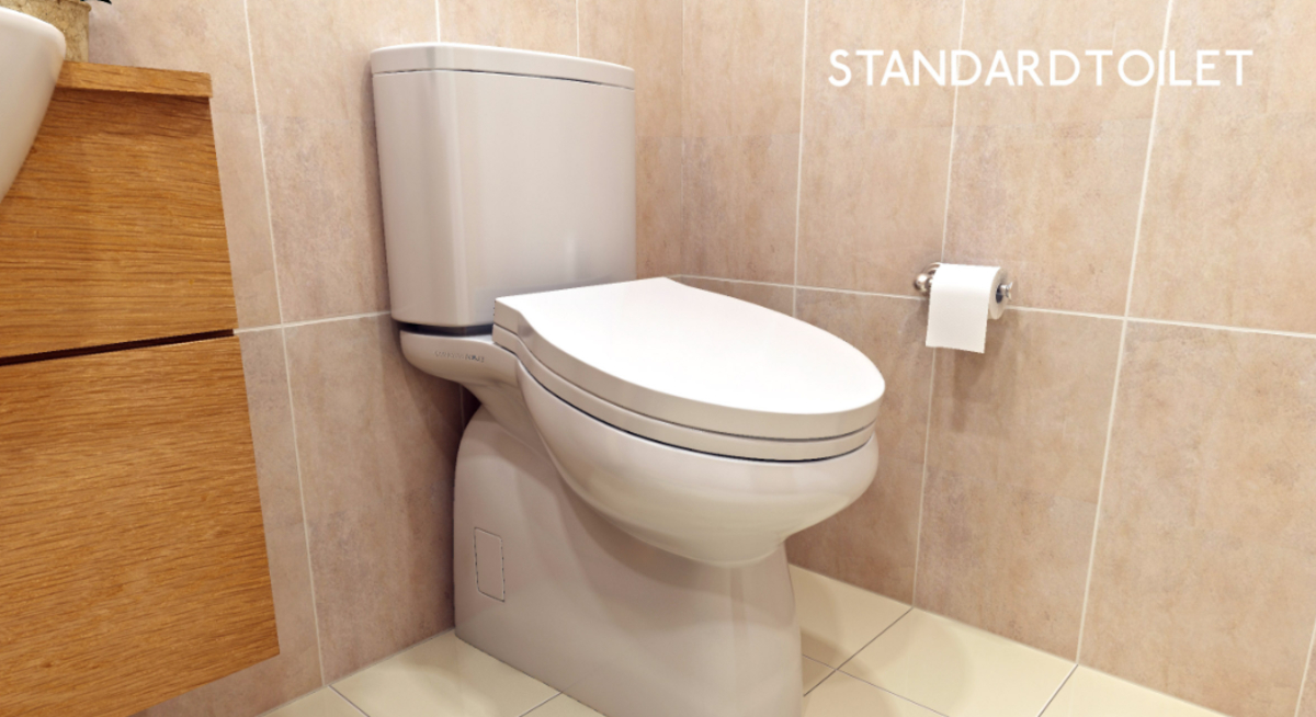 Crean inodoro incómodo para que empleados duren menos en el baño