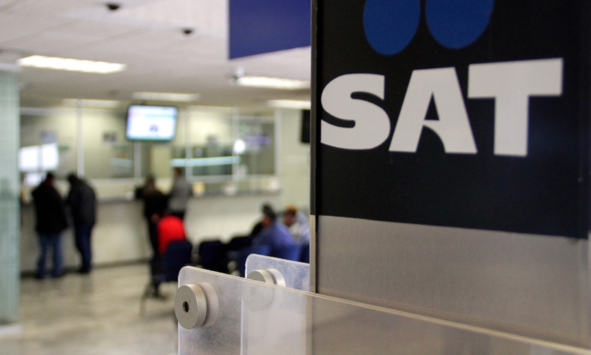 El SAT hace un llamado para que contribuyentes chequen sus recibos de nómina