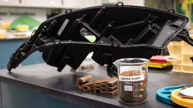 5 de diciembre de 2019 Ford, reciclaje, café, McDonalds, reciclan residuos de café de McDonald's para hacer partes de automóviles (Imagen: Especial)