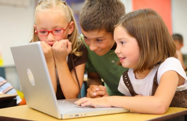 17 de diciembre de 2019, programación, dinero, trabajo, empleo, niños aprenden programación (Imagen: Especial)