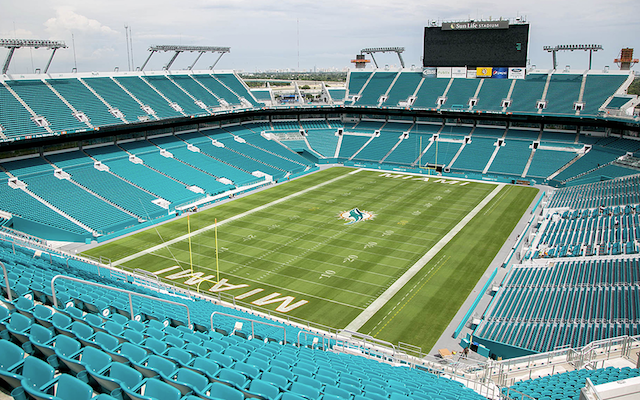 16 de enero 2020, estadio, futbol, dolphins