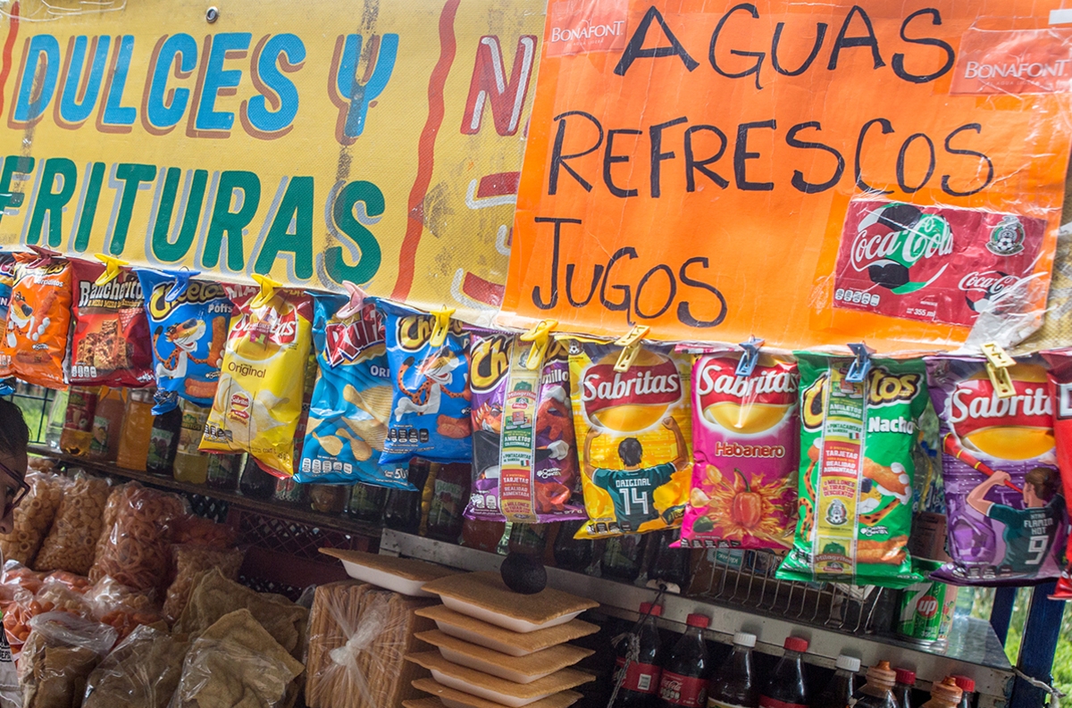 ¿El erario se vería afectado al prohibirse venta de productos ‘chatarra’ a niños?