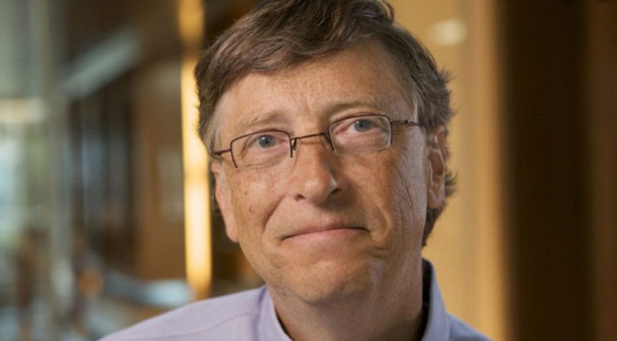 Bill Gates apuesta por contratación basada en habilidades y no en título universitario