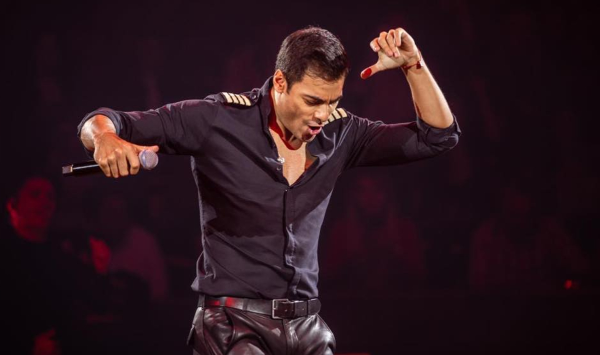 Esto cuestan los cobertores con la imagen de Carlos Rivera