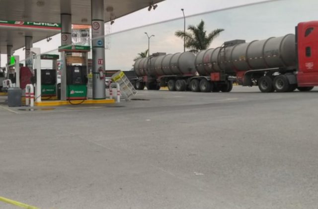 21 de febrero de 2020, abasto de gasolinera en la CDMX (Imagen: Twitter @airamanide)