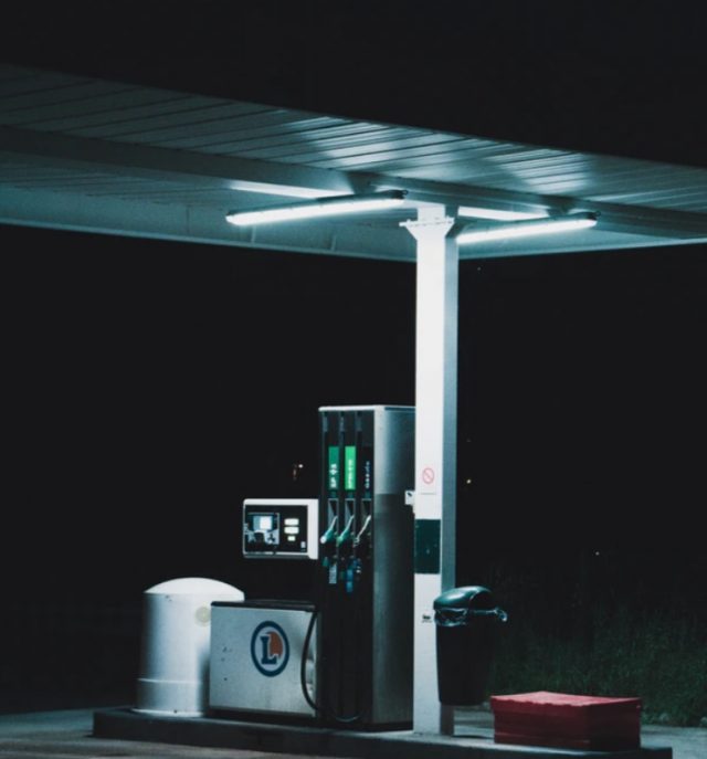 11 de febrero de 2020, despachan gasolina (Imagen: Unsplash)