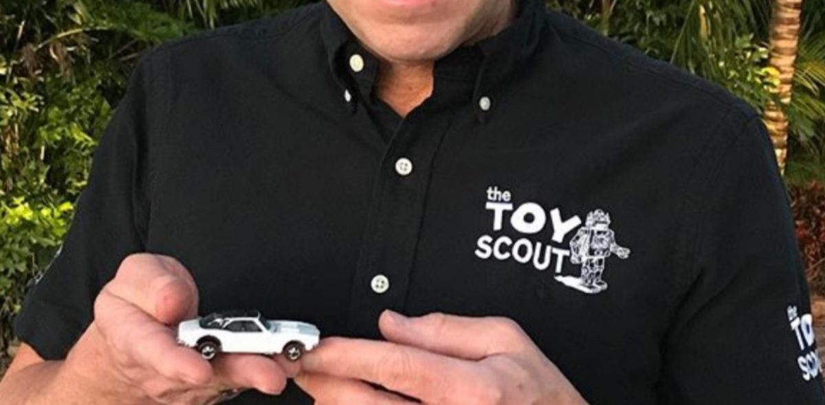 Este Camaro de juguete cuesta más que uno real