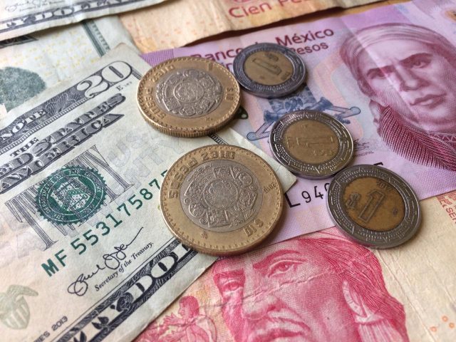 16 de marzo de 2020, dólar supera los 23 pesos (Imagen: Oink Oink)