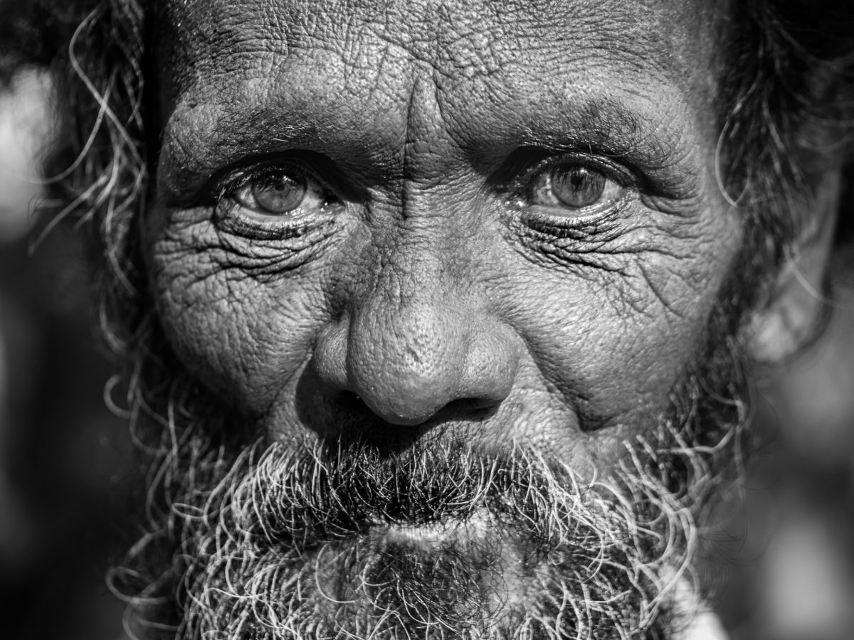 El tono de piel sí influye para acceder a un crédito en México, revela estudio