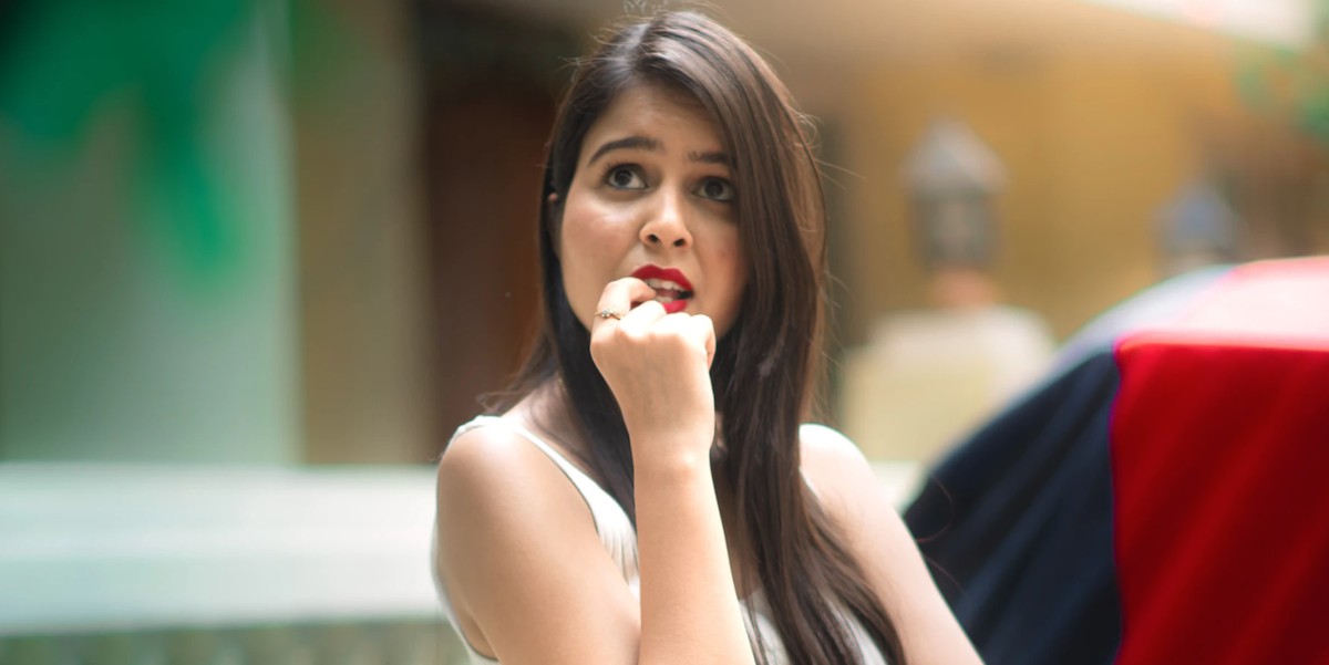 2 de marzo de 2020, mujer preocupada (Imagen: Unsplash)