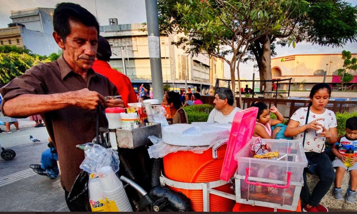 19 de marzo de 2020, vendedor de café (Imagen: Twitter)
