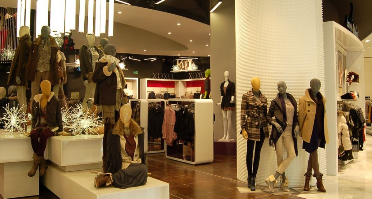 Estas tiendas departamentales ayudaran a sus clientes aplazando sus pagos