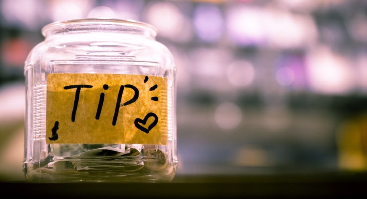 Cinco puntos en los que debes fijarte antes de dar la propina