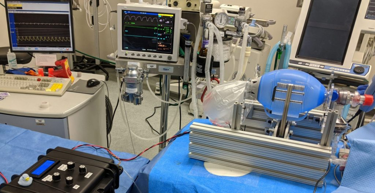 Este instituto fabricó un respirador económico y de fácil construcción