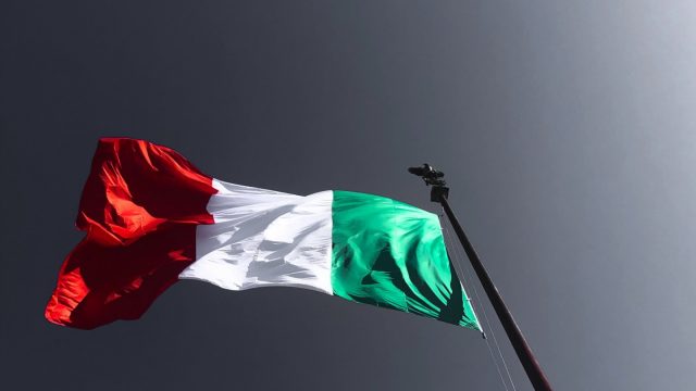 Bandera de Italia (Imagen: Unsplash)