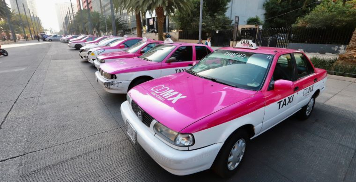 Anuncian créditos Fonacot para taxistas, comerciantes y meseros