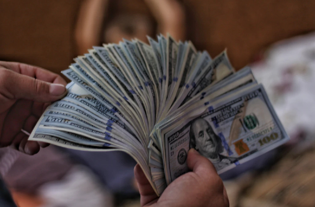 Dinero