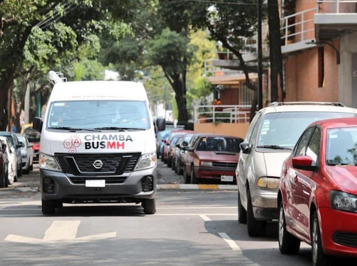 El trabajo llega a ti, “Chambabús” lleva ofertas laborales en alcaldía Miguel Hidalgo