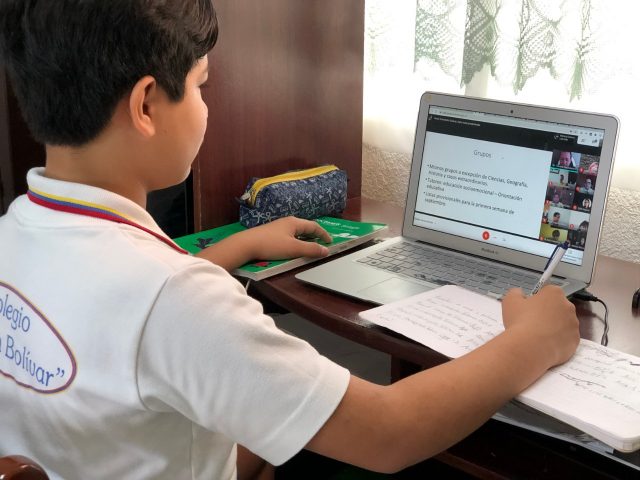 IMSS recomienda usar esta silla en regreso a clases a distancia