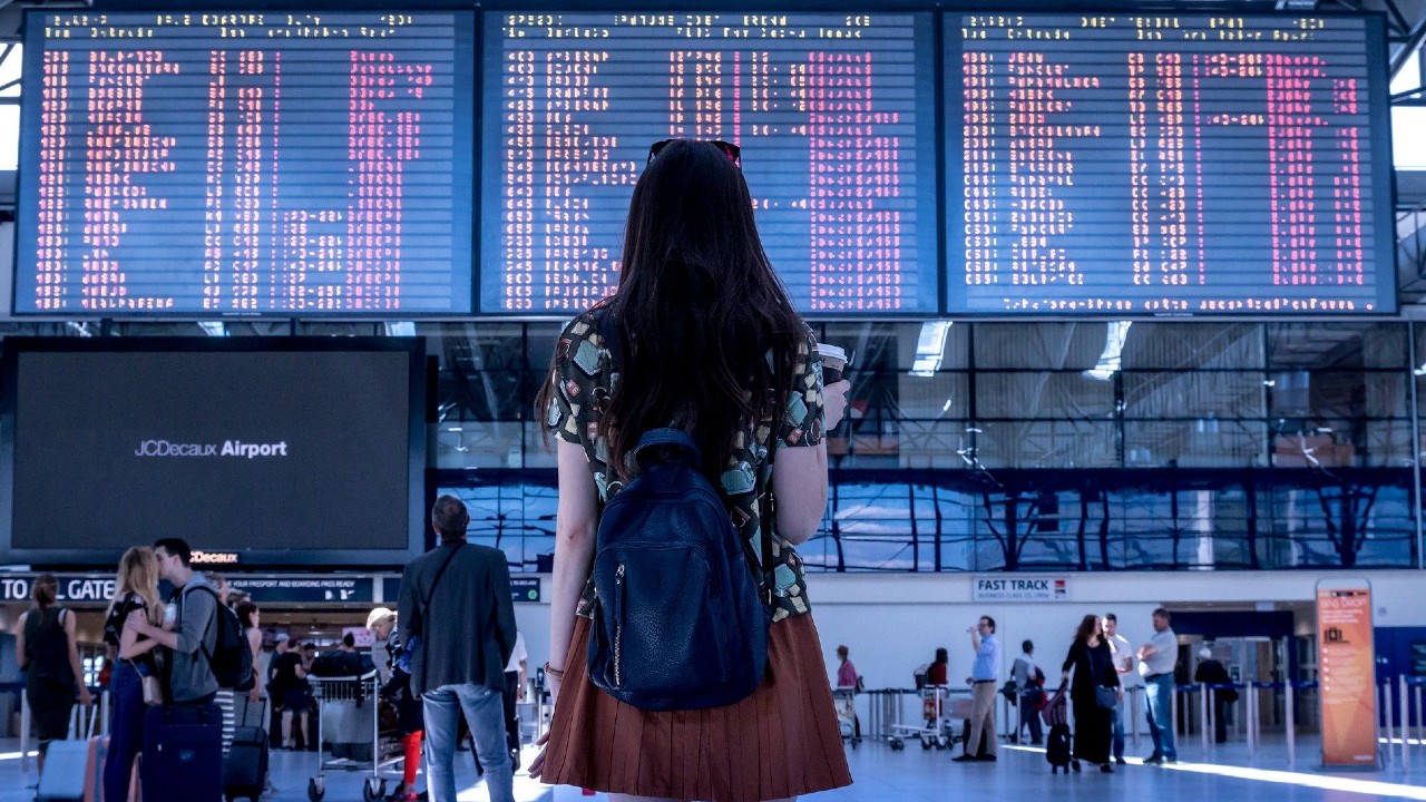 Aerolíneas exigen pruebas de coronavirus antes de viajes internacionales