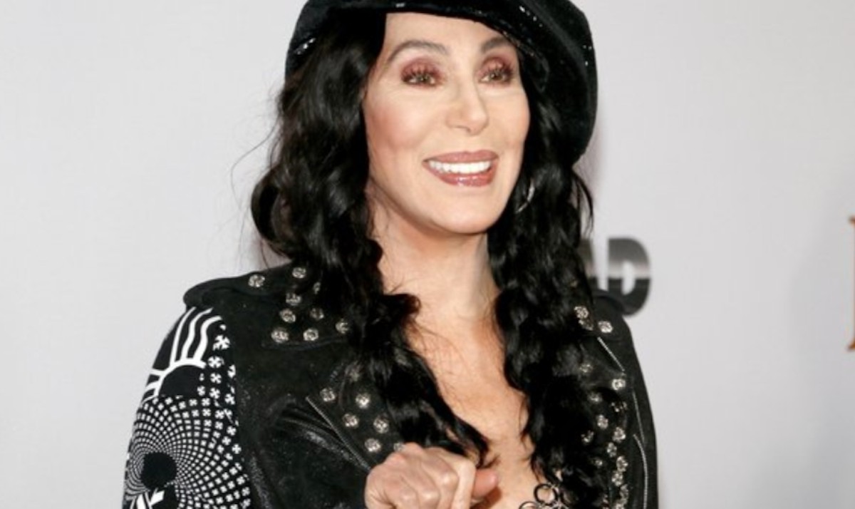 ¿Vida después de Trump? Cher consigue 2 mdd para Biden en una recaudación virtual de fondos LGBTQ