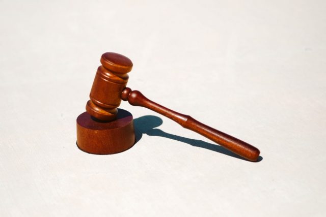Veredicto para cumplir leyes (Imagen: Unsplash)