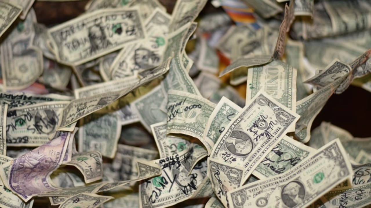 Fortuna de milmillonarios supera los 10 billones de dólares durante la pandemia