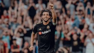 Carlos Vela es el futbolista que más vende playeras de la MLS