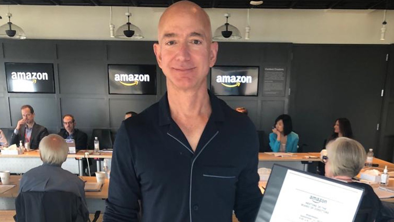 Este es el dinero que gana Jeff Bezos cada 6 segundos