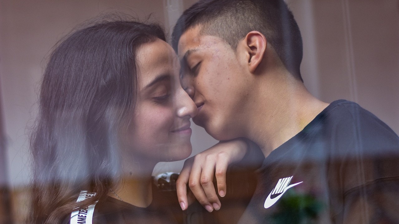 Gana hasta 500 pesos por contestar una encuesta del Imjuve