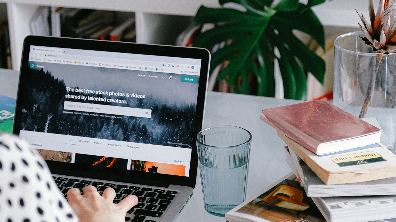 ¿Cómo el diseño “biofílico” puede crear un mejor espacio de trabajo en casa?