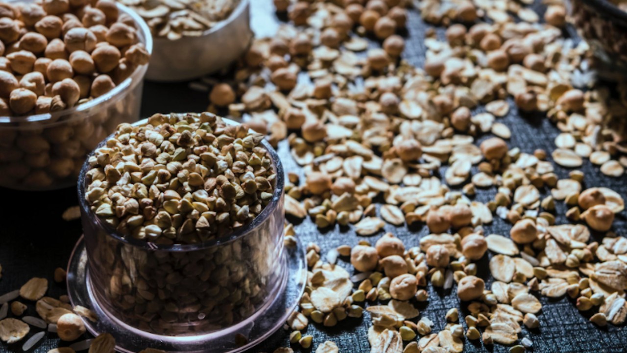 6 alimentos que aumentan la energía para mantenerte activo en el home office