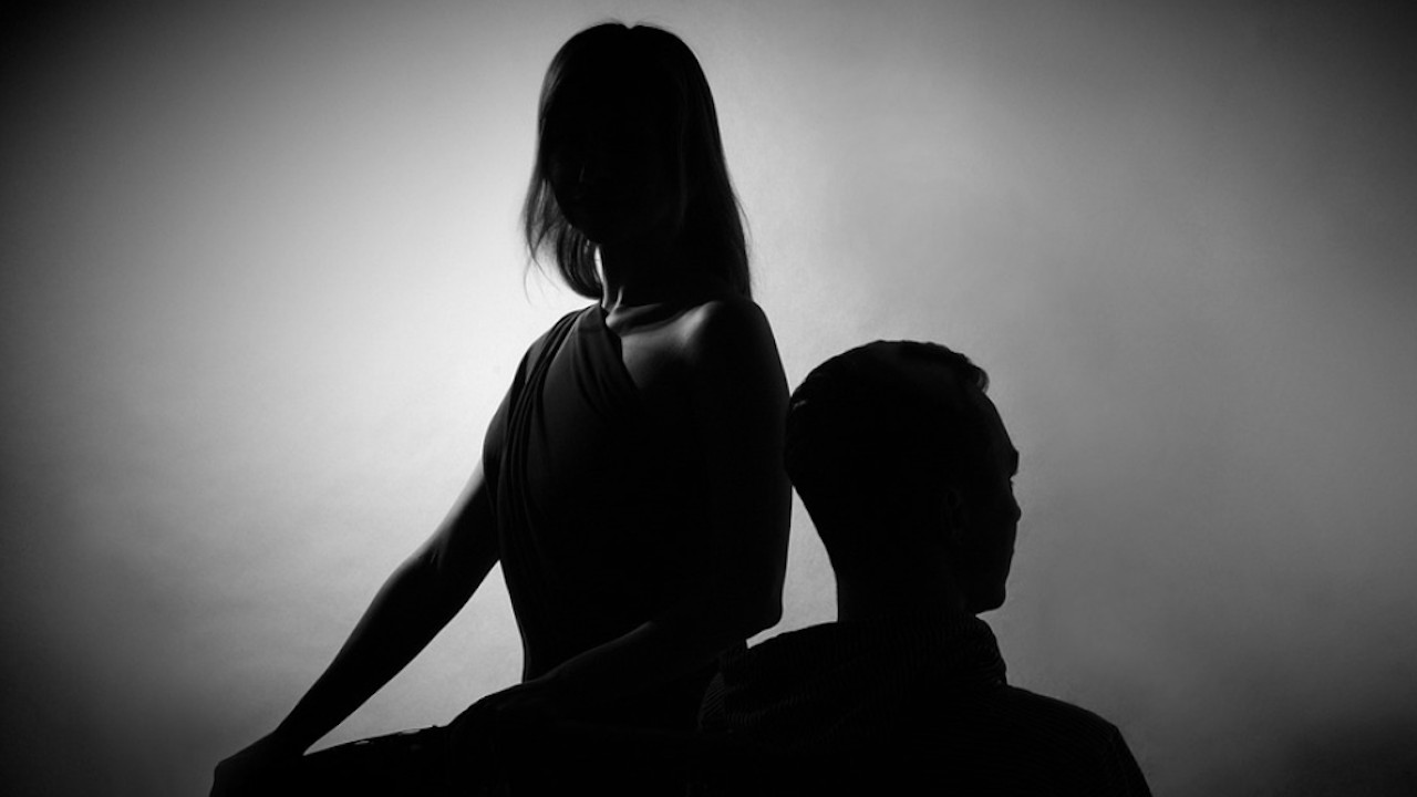 ¿Por qué el impacto financiero de la pandemia está provocando rupturas y divorcios?