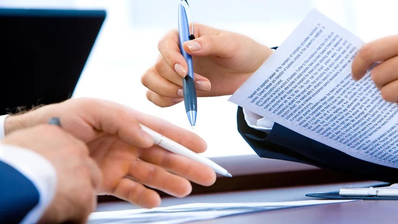 ¿Te despidieron? Checa si recibirás liquidación y cómo se calcula