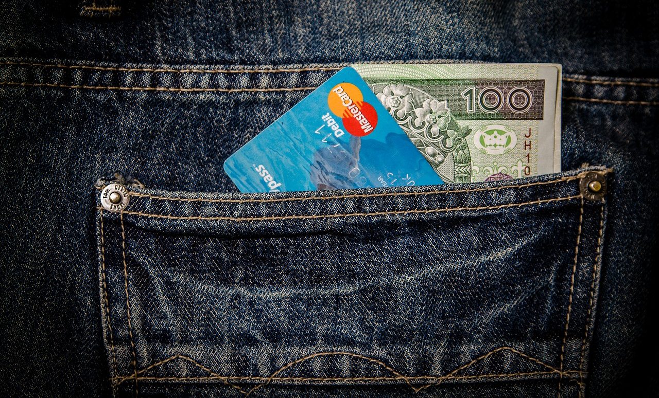 ¿Qué pasa si la fecha límite de pago de mi tarjeta de crédito cae en día inhábil?